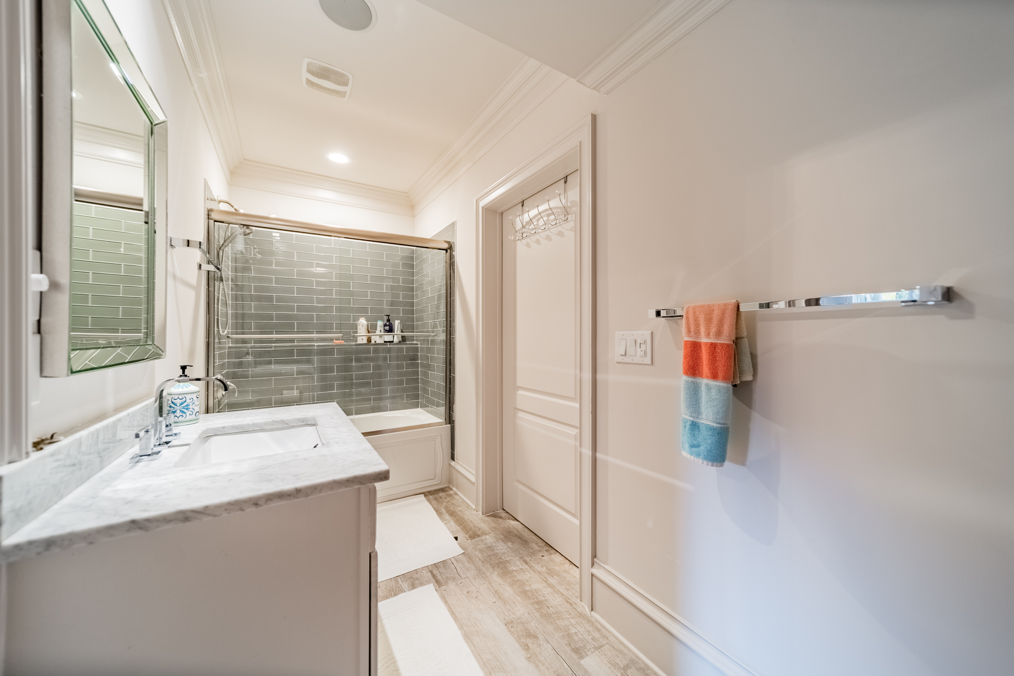 Bathroom 7