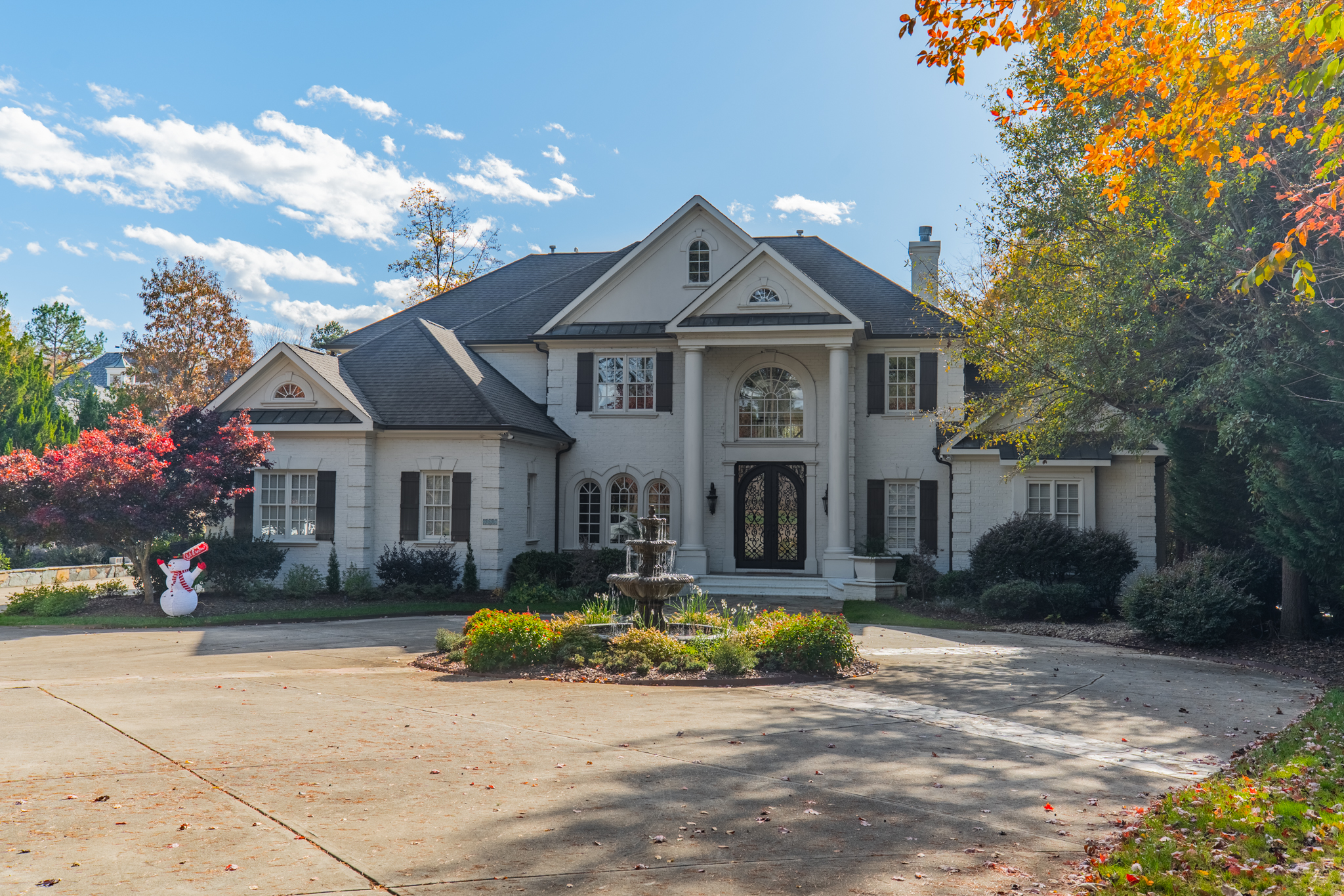 Exterior 4