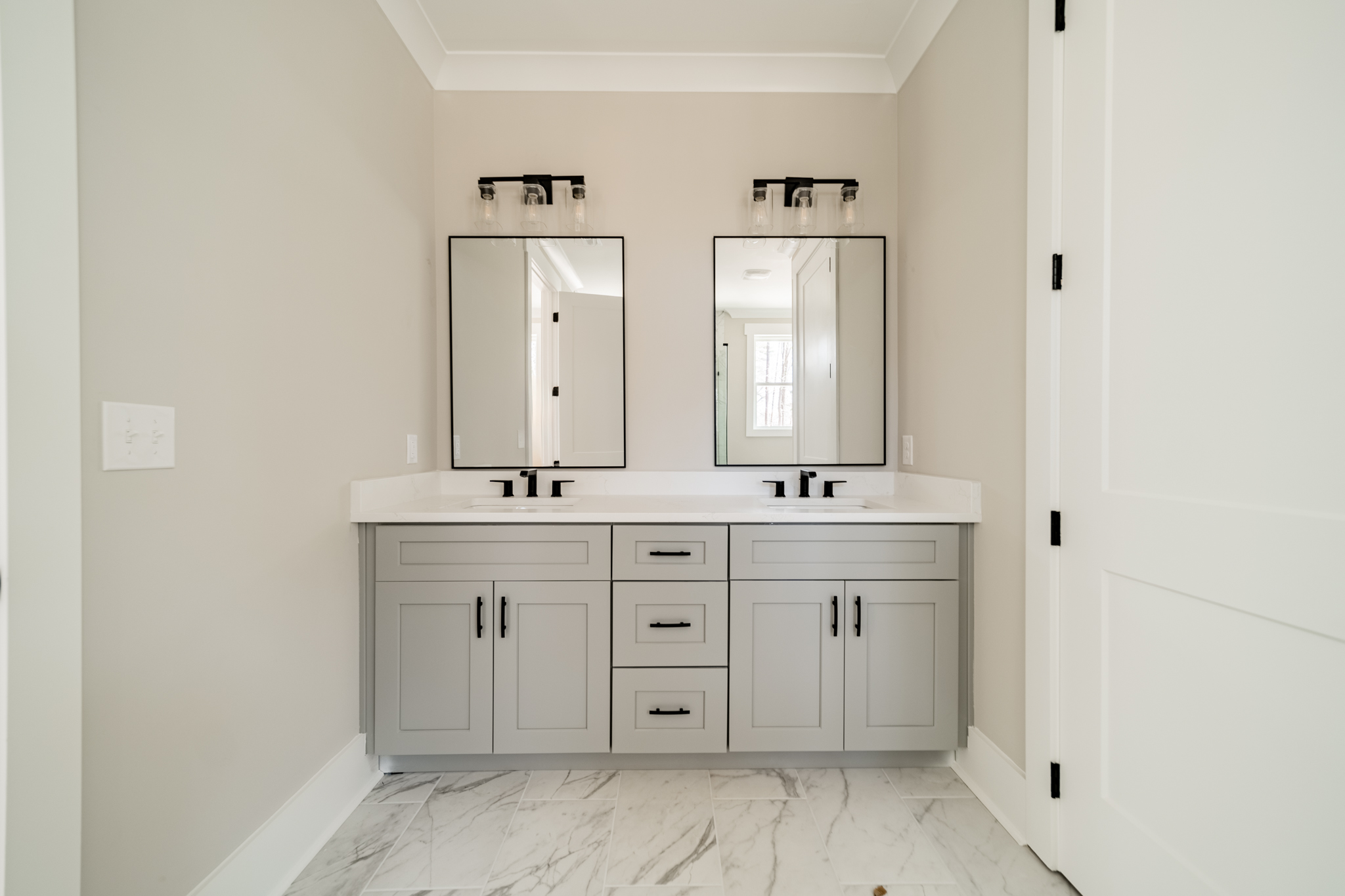 Bathroom 11