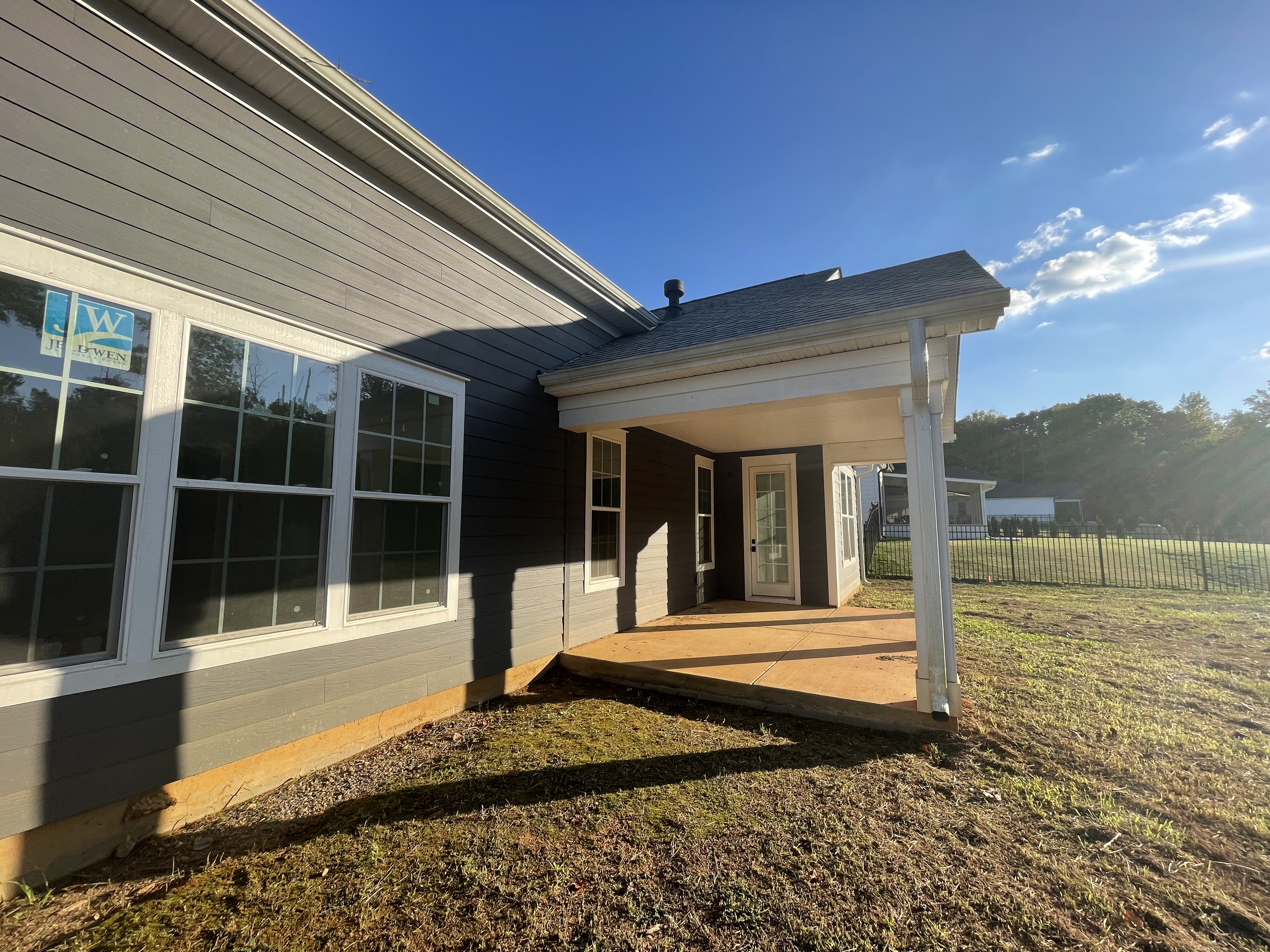 Home Image 4